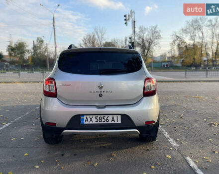 Серый Рено Сандеро СтэпВэй, объемом двигателя 1.6 л и пробегом 160 тыс. км за 7700 $, фото 5 на Automoto.ua