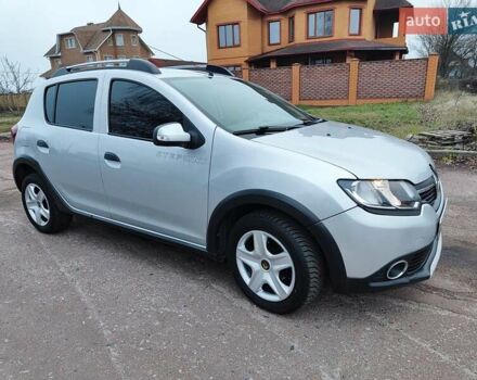 Сірий Рено Сандеро СтепВей, об'ємом двигуна 1.5 л та пробігом 120 тис. км за 8250 $, фото 1 на Automoto.ua