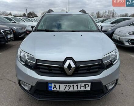 Серый Рено Сандеро СтэпВэй, объемом двигателя 1.46 л и пробегом 134 тыс. км за 10700 $, фото 1 на Automoto.ua