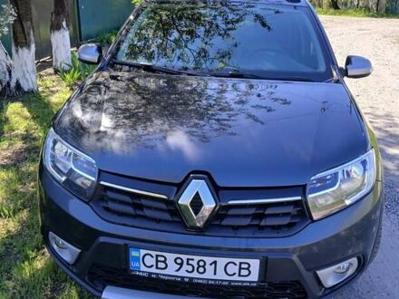 Рено Сандеро СтепВей 2019 у Нежине на Automoto.ua Сірий Рено Сандеро СтепВей, об'ємом двигуна 0.9 л та пробігом 90 тис. км за 8400 $, фото 1 на Automoto.ua