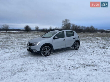 Серый Рено Сандеро СтэпВэй, объемом двигателя 1.5 л и пробегом 67 тыс. км за 5500 $, фото 1 на Automoto.ua