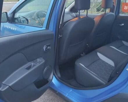 Синій Рено Сандеро СтепВей, об'ємом двигуна 1.6 л та пробігом 115 тис. км за 8300 $, фото 18 на Automoto.ua