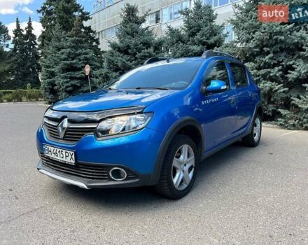 Синий Рено Сандеро СтэпВэй, объемом двигателя 1.5 л и пробегом 140 тыс. км за 5100 $, фото 6 на Automoto.ua