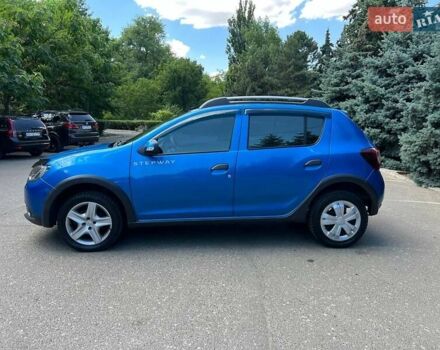 Синий Рено Сандеро СтэпВэй, объемом двигателя 1.5 л и пробегом 140 тыс. км за 5100 $, фото 7 на Automoto.ua