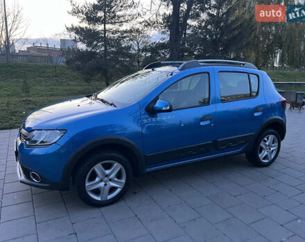 Синий Рено Сандеро СтэпВэй, объемом двигателя 1.46 л и пробегом 87 тыс. км за 8600 $, фото 1 на Automoto.ua