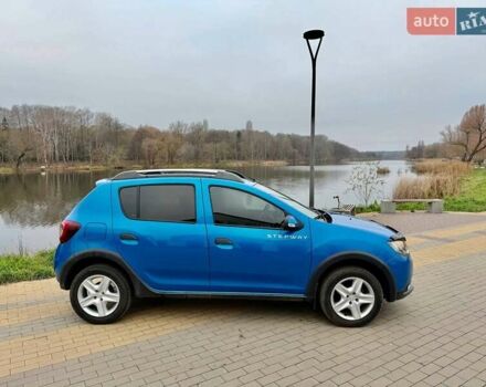 Синий Рено Сандеро СтэпВэй, объемом двигателя 1.46 л и пробегом 129 тыс. км за 8500 $, фото 3 на Automoto.ua