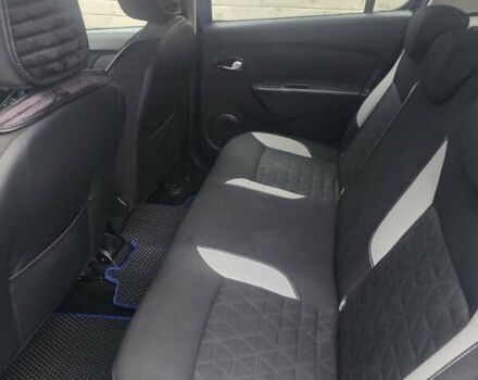 Синий Рено Сандеро СтэпВэй, объемом двигателя 1.46 л и пробегом 110 тыс. км за 7000 $, фото 4 на Automoto.ua