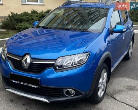 Синий Рено Сандеро СтэпВэй, объемом двигателя 1.6 л и пробегом 165 тыс. км за 8500 $, фото 2 на Automoto.ua