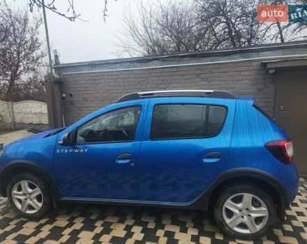 Синий Рено Сандеро СтэпВэй, объемом двигателя 1.46 л и пробегом 110 тыс. км за 7000 $, фото 2 на Automoto.ua