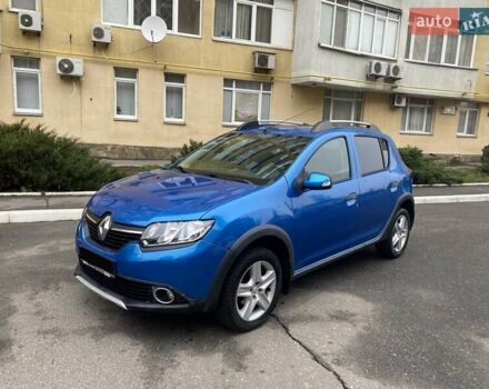 Синий Рено Сандеро СтэпВэй, объемом двигателя 1.6 л и пробегом 165 тыс. км за 8500 $, фото 3 на Automoto.ua