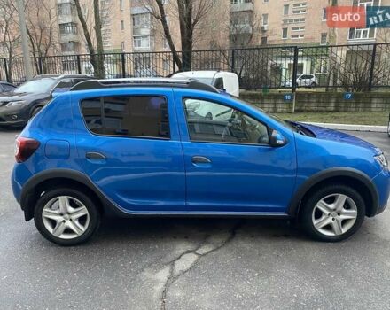 Синий Рено Сандеро СтэпВэй, объемом двигателя 1.6 л и пробегом 165 тыс. км за 8500 $, фото 9 на Automoto.ua