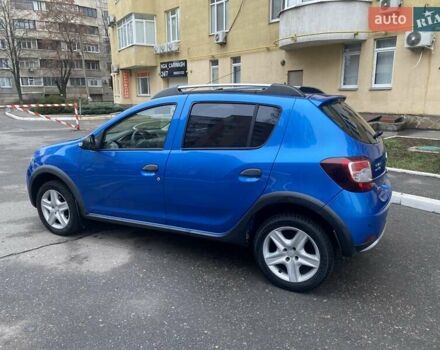 Синий Рено Сандеро СтэпВэй, объемом двигателя 1.6 л и пробегом 165 тыс. км за 8500 $, фото 5 на Automoto.ua