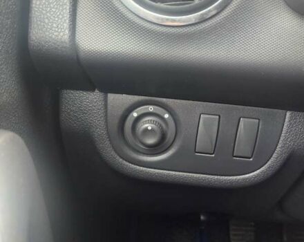 Синий Рено Сандеро СтэпВэй, объемом двигателя 1.46 л и пробегом 110 тыс. км за 7000 $, фото 7 на Automoto.ua