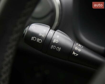 Синий Рено Сандеро СтэпВэй, объемом двигателя 1.46 л и пробегом 92 тыс. км за 9800 $, фото 19 на Automoto.ua