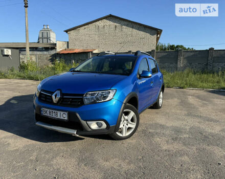 Синий Рено Сандеро СтэпВэй, объемом двигателя 1.5 л и пробегом 196 тыс. км за 7900 $, фото 1 на Automoto.ua
