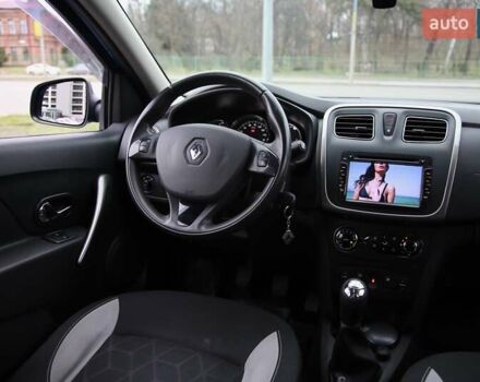 Синий Рено Сандеро СтэпВэй, объемом двигателя 1.46 л и пробегом 92 тыс. км за 9800 $, фото 10 на Automoto.ua