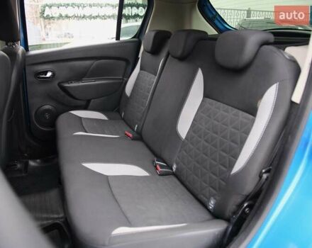 Синий Рено Сандеро СтэпВэй, объемом двигателя 1.46 л и пробегом 92 тыс. км за 9800 $, фото 6 на Automoto.ua