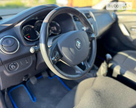 Синий Рено Сандеро СтэпВэй, объемом двигателя 1.5 л и пробегом 196 тыс. км за 7900 $, фото 11 на Automoto.ua