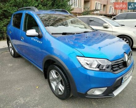Синий Рено Сандеро СтэпВэй, объемом двигателя 0.9 л и пробегом 100 тыс. км за 8300 $, фото 7 на Automoto.ua