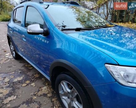 Синий Рено Сандеро СтэпВэй, объемом двигателя 0.9 л и пробегом 100 тыс. км за 9200 $, фото 2 на Automoto.ua