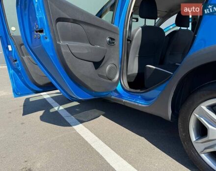 Синій Рено Сандеро СтепВей, об'ємом двигуна 0.9 л та пробігом 37 тис. км за 11000 $, фото 18 на Automoto.ua
