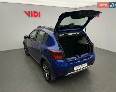 Рено Сандеро СтэпВэй 2020 в Киеве на Automoto.ua Синий Рено Сандеро СтэпВэй, объемом двигателя 0.9 л и пробегом 58 тыс. км за 11255 $, фото 6 на Automoto.ua