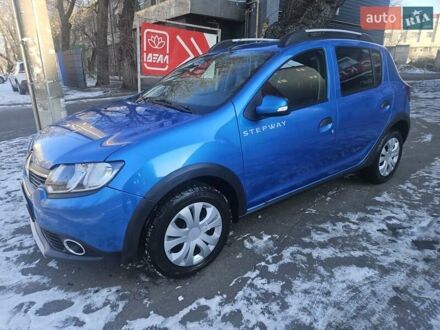 Синий Рено Сандеро СтэпВэй, объемом двигателя 1.5 л и пробегом 205 тыс. км за 7400 $, фото 1 на Automoto.ua