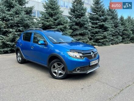 Рено Сандеро СтэпВэй 2014 в Одессе на Automoto.ua Синий Рено Сандеро СтэпВэй, объемом двигателя 1.5 л и пробегом 140 тыс. км за 5600 $, фото 1 на Automoto.ua