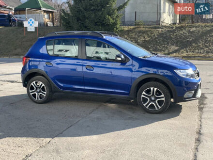 Рено Сандеро СтепВей 2020 у Львові на Automoto.ua Синій Рено Сандеро СтепВей, об'ємом двигуна 1.46 л та пробігом 63 тис. км за 12900 $, фото 1 на Automoto.ua