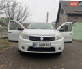 Белый Рено Сандеро, объемом двигателя 1.4 л и пробегом 178 тыс. км за 5100 $, фото 1 на Automoto.ua