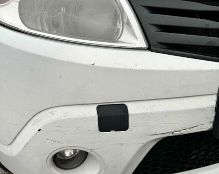 Рено Сандеро 2011 в Ковель на Automoto.ua Белый Рено Сандеро, объемом двигателя 1.4 л и пробегом 178 тыс. км за 4000 $, фото 2 на Automoto.ua