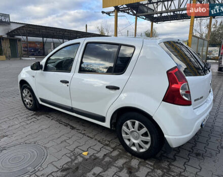 Білий Рено Сандеро, об'ємом двигуна 1.4 л та пробігом 176 тис. км за 5600 $, фото 3 на Automoto.ua