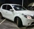 Білий Рено Сандеро, об'ємом двигуна 1.6 л та пробігом 225 тис. км за 4500 $, фото 1 на Automoto.ua