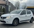 Білий Рено Сандеро, об'ємом двигуна 1.4 л та пробігом 205 тис. км за 3950 $, фото 1 на Automoto.ua