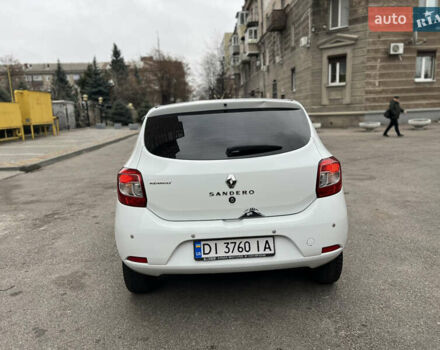 Белый Рено Сандеро, объемом двигателя 1.46 л и пробегом 312 тыс. км за 5300 $, фото 3 на Automoto.ua