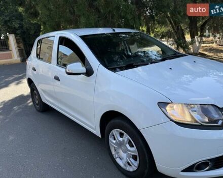 Белый Рено Сандеро, объемом двигателя 1.15 л и пробегом 113 тыс. км за 5700 $, фото 1 на Automoto.ua