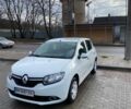 Белый Рено Сандеро, объемом двигателя 1.15 л и пробегом 228 тыс. км за 5200 $, фото 1 на Automoto.ua