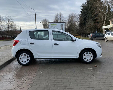 Белый Рено Сандеро, объемом двигателя 1.15 л и пробегом 228 тыс. км за 5200 $, фото 8 на Automoto.ua