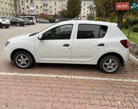 Білий Рено Сандеро, об'ємом двигуна 1.15 л та пробігом 167 тис. км за 5990 $, фото 3 на Automoto.ua