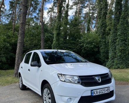 Білий Рено Сандеро, об'ємом двигуна 1.4 л та пробігом 195 тис. км за 3999 $, фото 2 на Automoto.ua