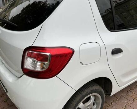 Білий Рено Сандеро, об'ємом двигуна 1.15 л та пробігом 167 тис. км за 5990 $, фото 5 на Automoto.ua
