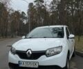 Белый Рено Сандеро, объемом двигателя 1.15 л и пробегом 356 тыс. км за 5999 $, фото 1 на Automoto.ua