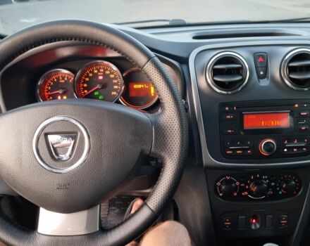 Белый Рено Сандеро, объемом двигателя 1.5 л и пробегом 101 тыс. км за 9100 $, фото 7 на Automoto.ua