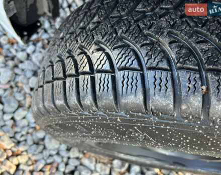 Білий Рено Сандеро, об'ємом двигуна 1.15 л та пробігом 281 тис. км за 4850 $, фото 22 на Automoto.ua