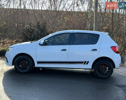 Білий Рено Сандеро, об'ємом двигуна 1.15 л та пробігом 281 тис. км за 4850 $, фото 10 на Automoto.ua