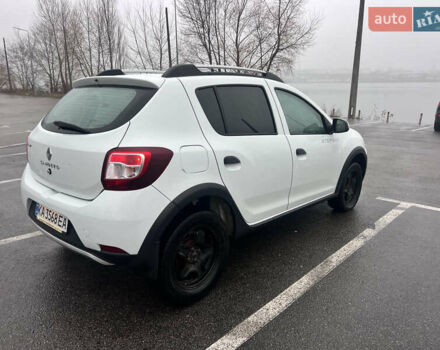 Белый Рено Сандеро, объемом двигателя 1.46 л и пробегом 166 тыс. км за 6700 $, фото 2 на Automoto.ua