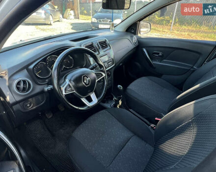 Білий Рено Сандеро, об'ємом двигуна 1.15 л та пробігом 281 тис. км за 4850 $, фото 13 на Automoto.ua