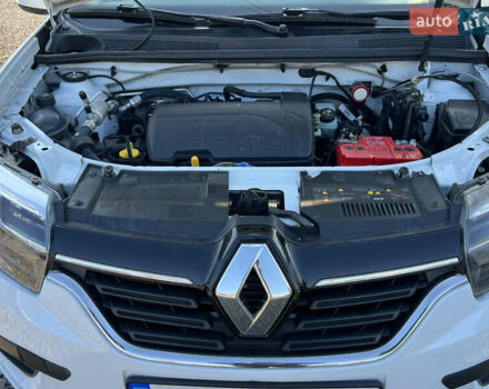 Білий Рено Сандеро, об'ємом двигуна 1.15 л та пробігом 281 тис. км за 4850 $, фото 21 на Automoto.ua