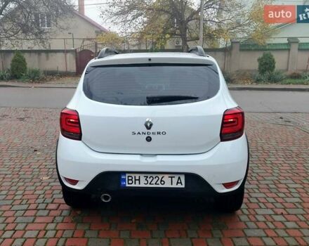 Білий Рено Сандеро, об'ємом двигуна 0.9 л та пробігом 135 тис. км за 8700 $, фото 3 на Automoto.ua