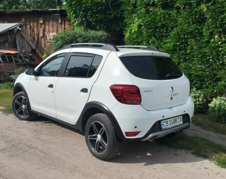 Белый Рено Сандеро, объемом двигателя 1.5 л и пробегом 107 тыс. км за 11100 $, фото 4 на Automoto.ua